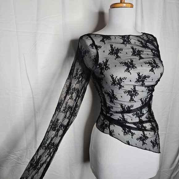 Intimately Free People Full Bloom Lace Top Long Slv Sheer Asymmetric Black NWT S - Picture 4 of 14